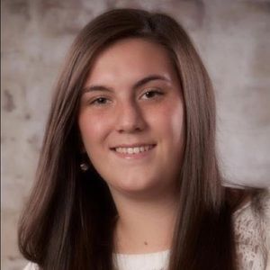 Meet your Posher, Caroline